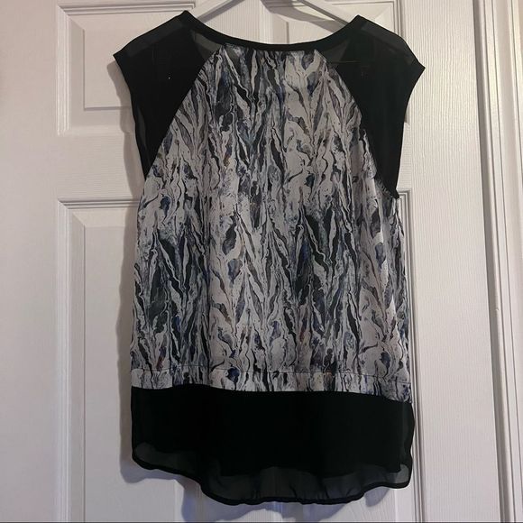 DKNY Marble Patterned Blouse - Picture 4 of 4